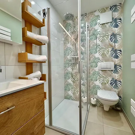 675, Seepark Apartman *