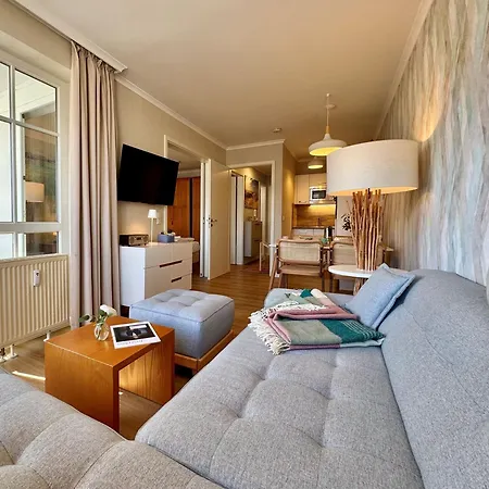 675, Seepark *